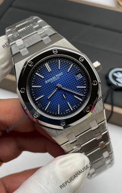 Audemars Piguet Royal Jumbo Oak Extra Thin Swiss Replica - 1:1 Mirror Replica Watch Titanium Casing
