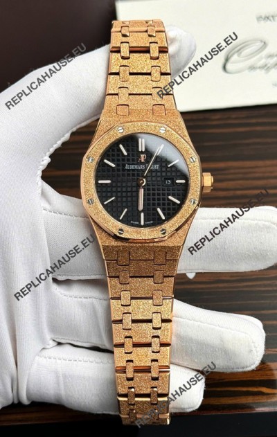Audemars Piguet Royal Oak 67653OR Quartz Movement 33MM Replica Watch