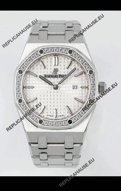 Audemars Piguet Royal Oak 33MM 904L White Black Dial 1:1 Mirror Replica Watch