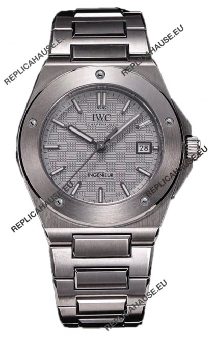 IWC Ingenieur IW328904 Rhodium Dial 1:1 Mirror Swiss Replica Watch 40MM