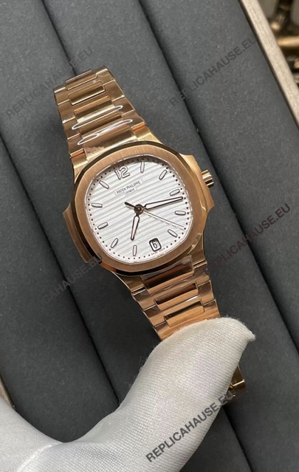 Patek Philippe Nautilus 7118/1200R-001 35MM 1:1 Mirror Swiss Replica Watch in White Dial
