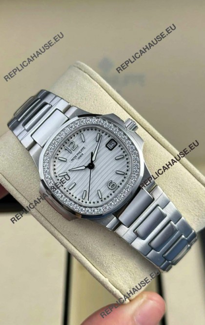 Patek Philippe Nautilus Super Clone 7010 32MM 1:1 Mirror Replica Steel Dial 