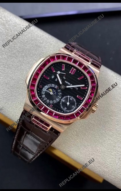 Patek Philippe Nautilus 5724R 1:1 Quality Swiss Replica Watch in Black Dial