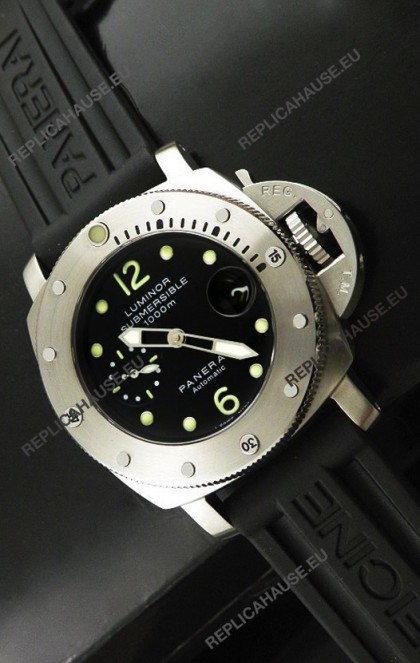 Panerai Luminor Submersible Swiss Replica Watch